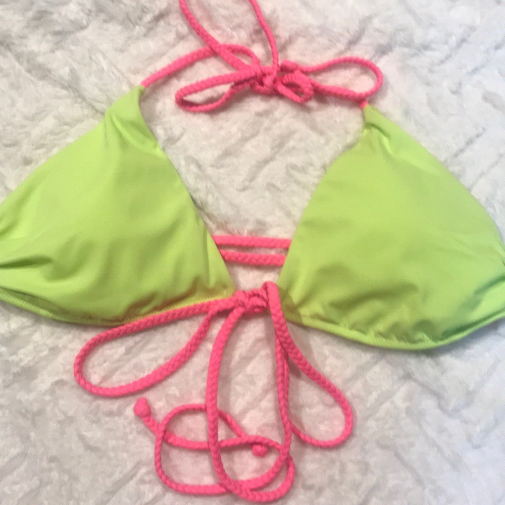 Victoria’s Secret bikini top